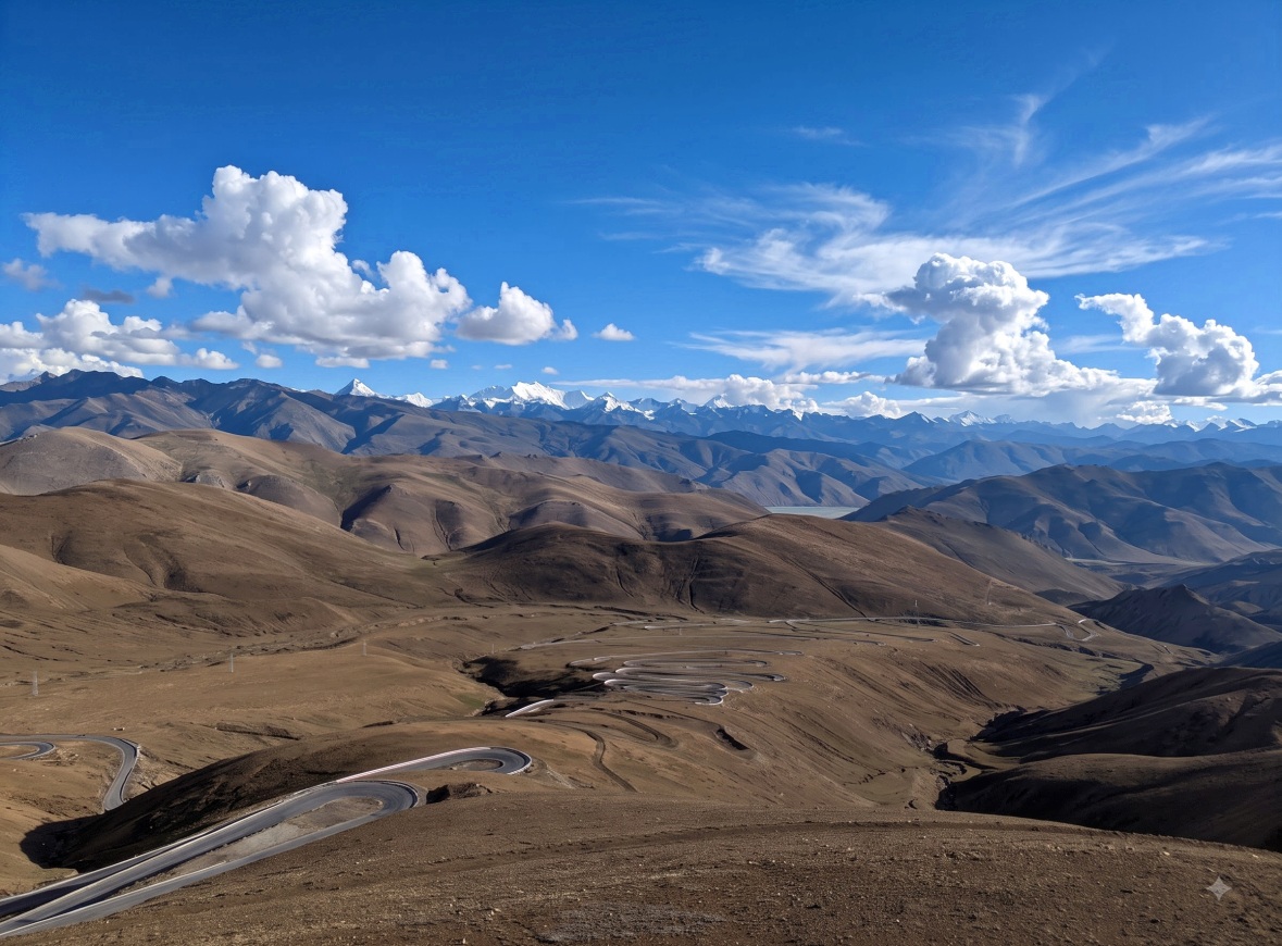 tibet mountain road winding clouds 티벳여행 전문 현지여행사